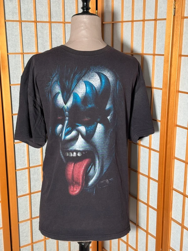 Kiss t-shirt